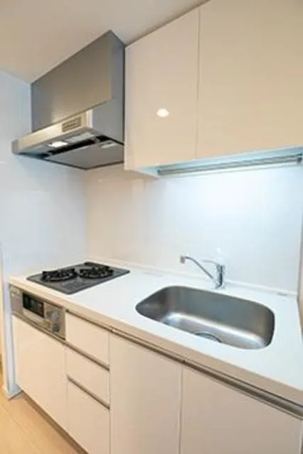 ATG Park Higashi Shinagawa - Interior - ["Apartment", "Major appliance", "Cabinetry"]