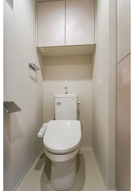 Lefond Progres Shinagawa Togoshi - Interior - ["Toilet seat", "Toilet", "Plumbing fixture"]