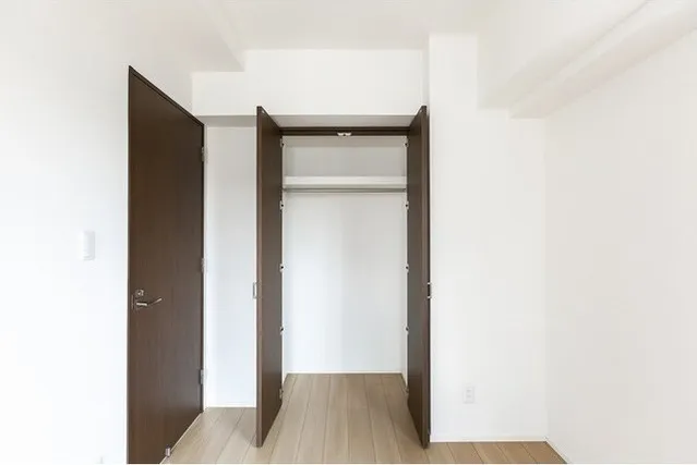 Hiroo Villa Square - Interior - ["Property", "Ceiling", "Room"]