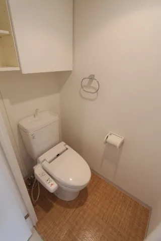 Prime Urban Shibaura LOFT - Interior - ["Toilet seat", "Plumbing fixture", "Flooring"]