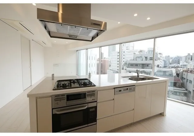 Comforia Shinjuku East Side Tower - Interior - ["Kitchen", "Major appliance", "Kitchen Appliance"]