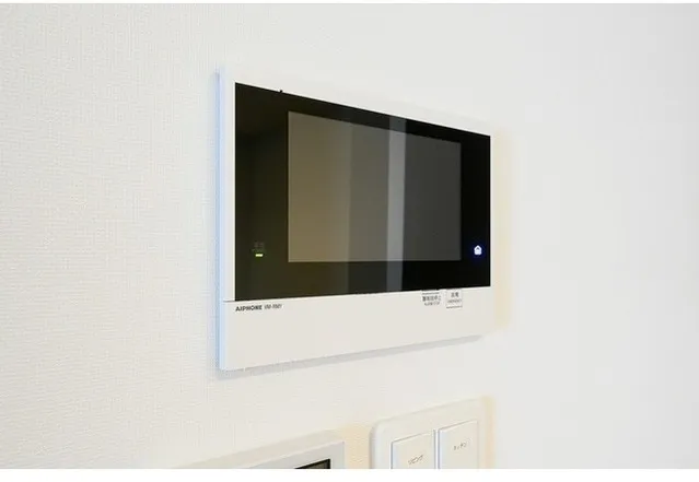Comforia Liv Nagafukucho - Interior - ["Electronic device", "Display device", "Electronics"]