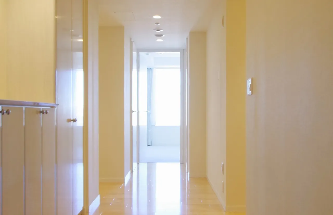 La Tour Shibakoen - Interior - ["Flooring", "Floor", "Wall"]