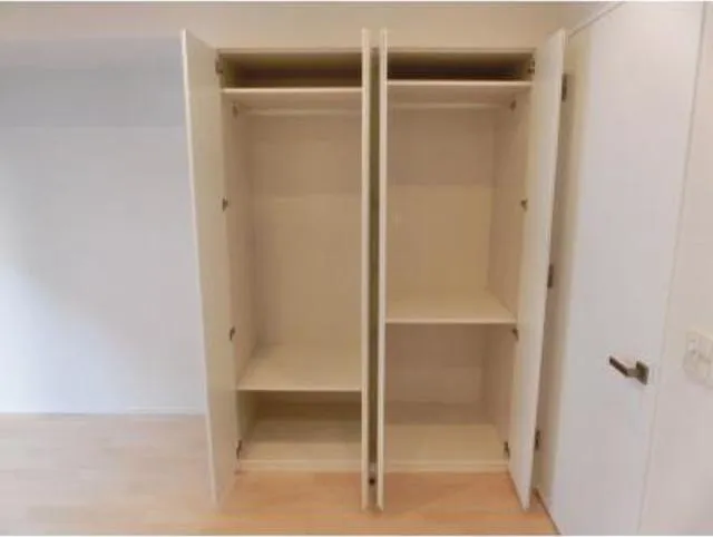 Park Cube Meguro Tower - Interior - ["Cupboard", "Property", "Furniture"]