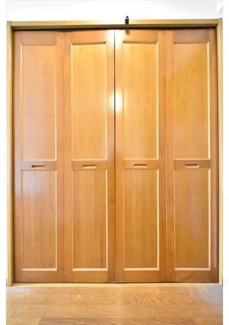 Plateau Jingumae - Interior - ["Wood", "Door", "Wood stain"]