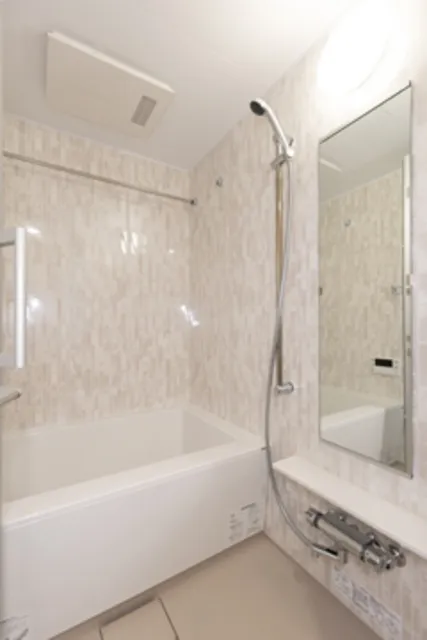 Sakuras Gotanda - Interior - ["Bathroom", "Plumbing fixture", "Flooring"]