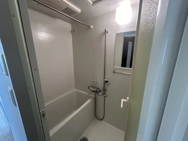Gala City Higashi-Nihonbashi - Interior - ["Plumbing fixture", "Bathroom", "Floor"]