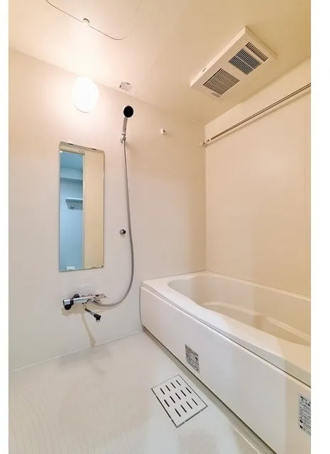 Gran Casa Hikifune II - Interior - ["Flooring", "Plumbing fixture", "Interior design"]