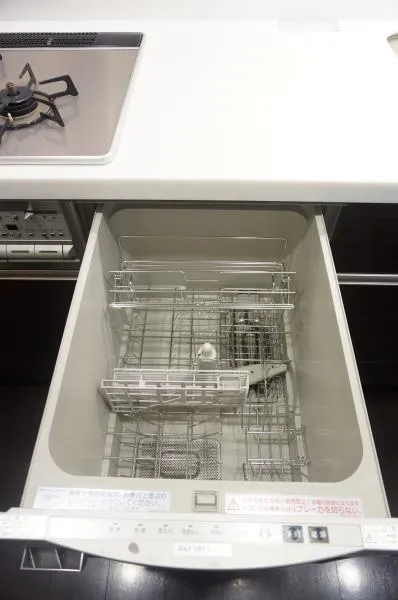 Osaki West City Towers WEST - Interior - ["Automotive design", "Kitchen appliance", "Font"]