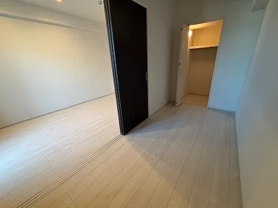 Storia Ibaraki - Interior - ["Flooring", "Floor", "Wood"]