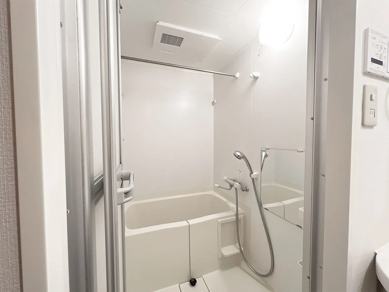 Mynavi STAY Ginza Kyobashi Stream - Interior - []