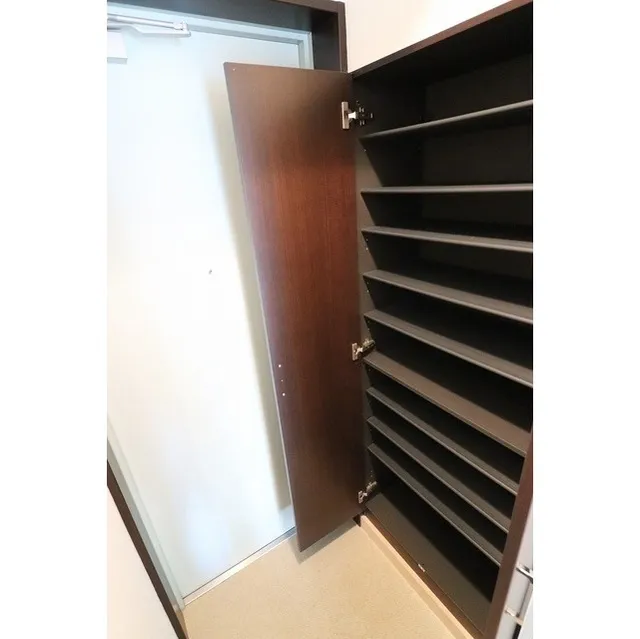 Casa Brillia - Interior - ["Cabinetry", "Fixture", "Wood"]
