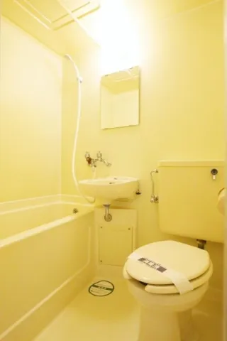 Sky Court Shimotakaido - Interior - ["Flooring", "Plumbing fixture", "Floor"]