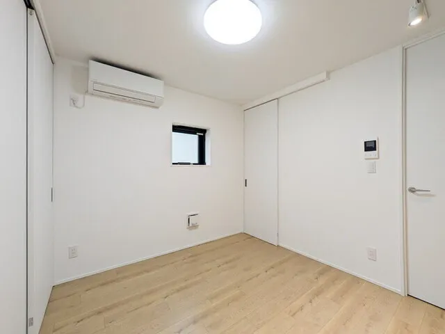 CLK Higashijujo - Interior - ["Flooring", "Floor", "Wood"]