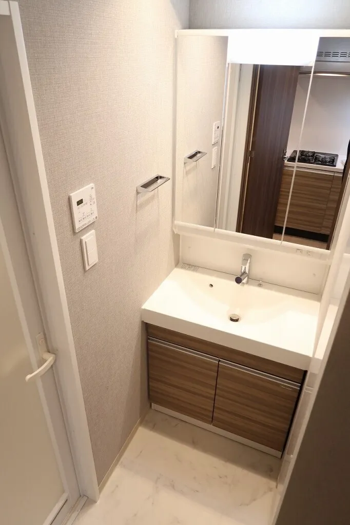 Wilterrace Morishita 3-Chome - Interior - ["Fixture", "Plumbing fixture", "Bathroom"]