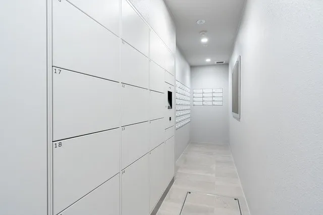 Ichigayadaimachizaka Front - Other - ["Flooring", "Floor", "Locker"]