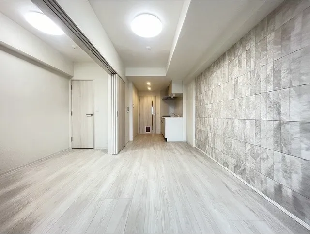 Comforia Liv Minamisunamachi East - Interior - ["Flooring", "Ceiling", "Floor"]