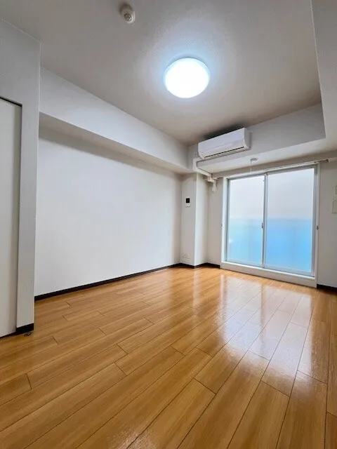 RESIDIA Nakano Fujimidai - Interior - ["Fixture", "Window", "Wood"]