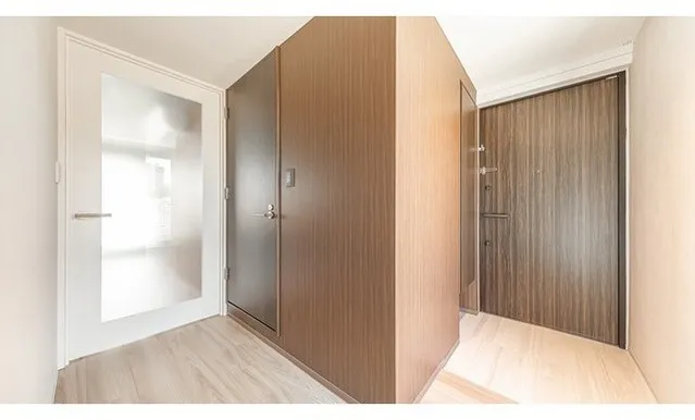 Well Square Hatsudai - Interior - ["Flooring", "Floor", "Wood flooring"]