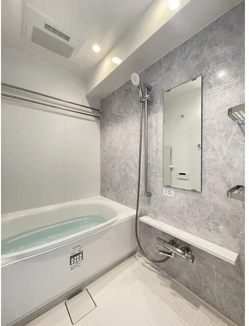 Comforia Nakakasai - Interior - ["Bathroom", "Plumbing fixture", "Flooring"]