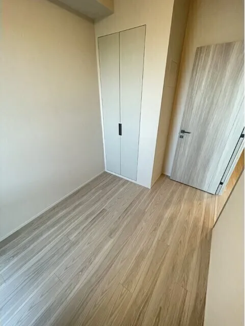 Park City Nakano The Tower Breeze - Interior - ["Flooring", "Wood flooring", "Floor"]