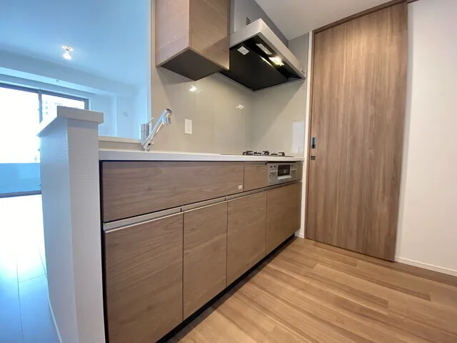 Park Tower Kachidoki South Building - Interior - ["Countertop", "Kitchen", "Flooring"]