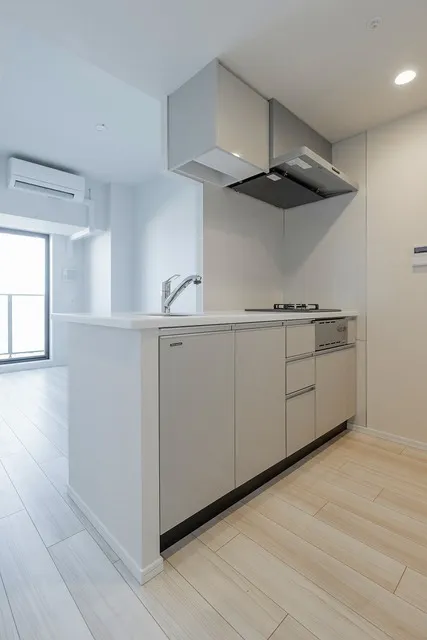 Terrace Kitasenju - Interior - ["Flooring", "Floor", "Interior design"]