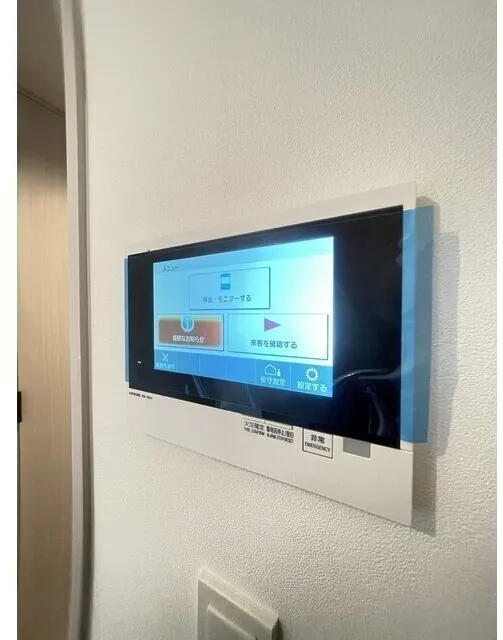 Season Flats Omorinishi - Interior - ["Electronic device", "Display device", "Electronics"]
