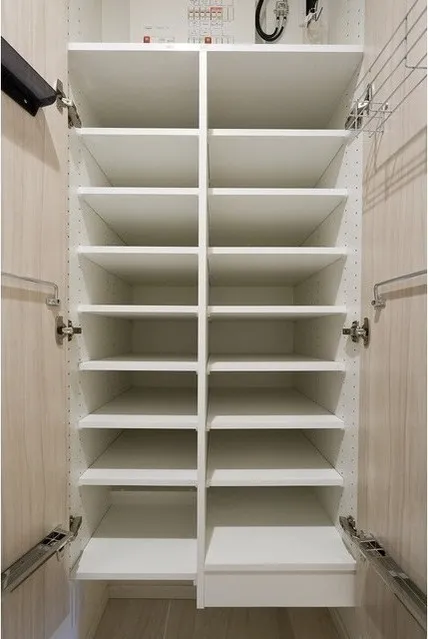Milia Residence Nihonbashi Ningyocho - Interior - ["Shelf", "Cabinetry", "Shelving"]