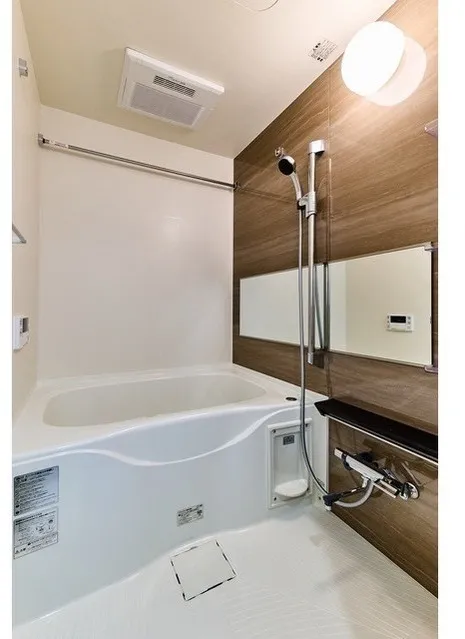 Comfortia Liv Bunkyo Sendagi - Interior - ["Plumbing fixture", "Bathroom", "Bathtub"]