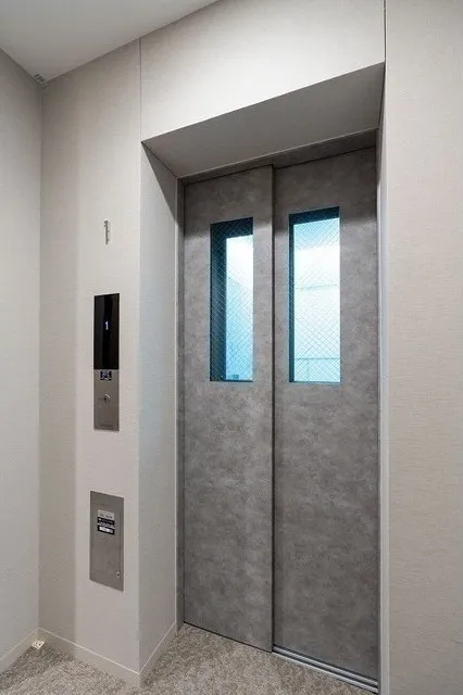 Stylio Ikegami WeLL - Other - ["Flooring", "Door", "Floor"]