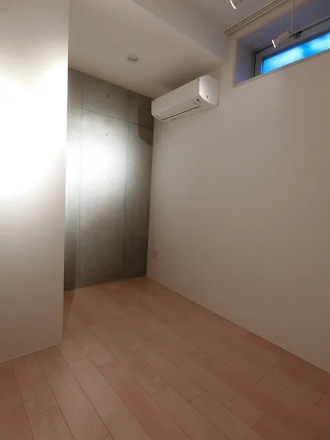 BRICK RESIDENCE Meguro Honcho - Interior - ["Wood", "Flooring", "Floor"]