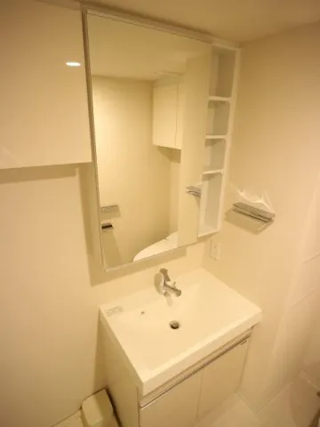 Proud Flat Monzennakacho V - Interior - ["Tap", "Bathroom sink", "Sink"]