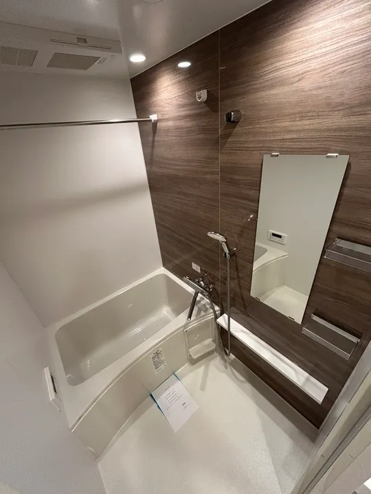 Eslead Residence Osaka Tanimachi The Marks - Interior - ["Flooring", "Plumbing fixture", "Floor"]