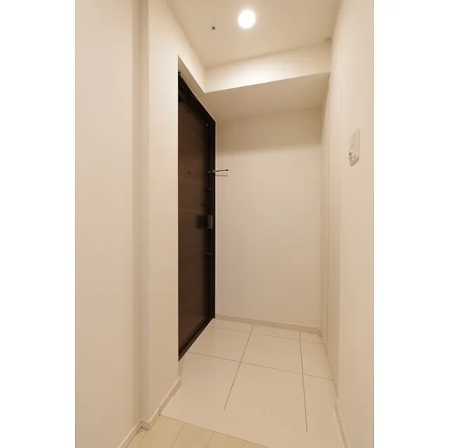 OPEN BLOOM SUMIDA YAHIRO - Interior - ["Door", "Wood", "Fixture"]