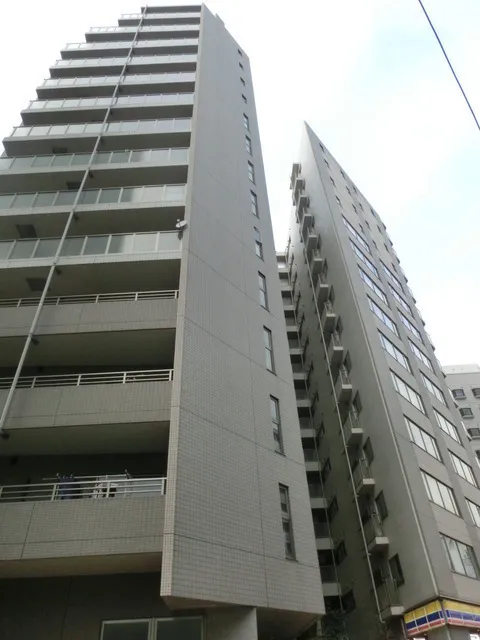 Raphine Duo - Exterior - ["Condominium", "Architecture", "Metropolitan area"]