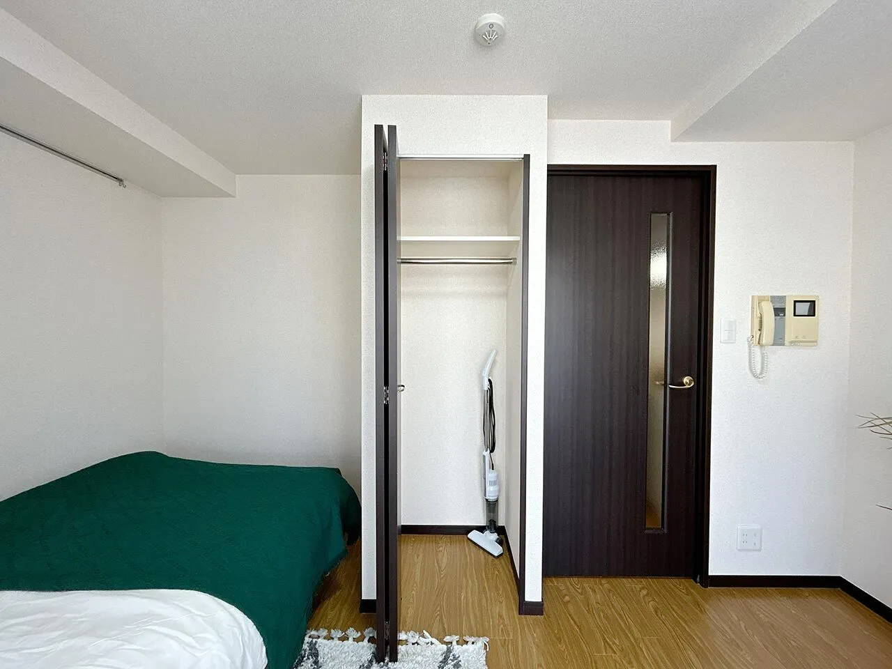 Mynavi STAY Miraie Higashi Yaesu - Interior - []