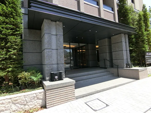 The Parkhouse Toyocho Midori Guest House - Exterior - ["Plant", "Window", "Shade"]