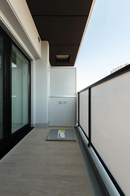 El Sereno Yokohama - Interior - ["Composite material", "Glass", "Apartment"]