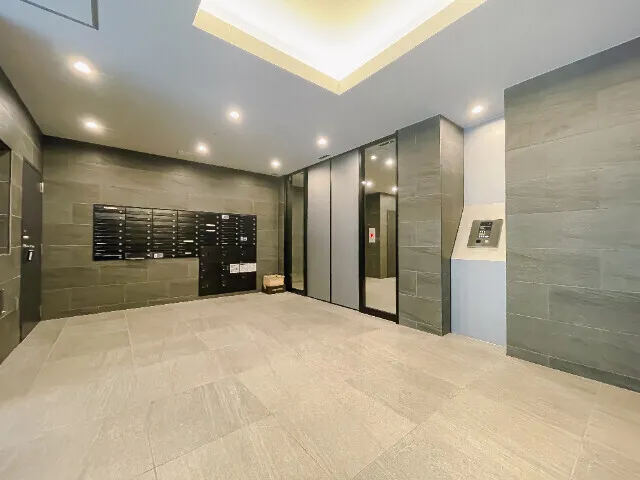 Due Iriya I - Exterior - ["Flooring", "Floor", "Ceiling"]