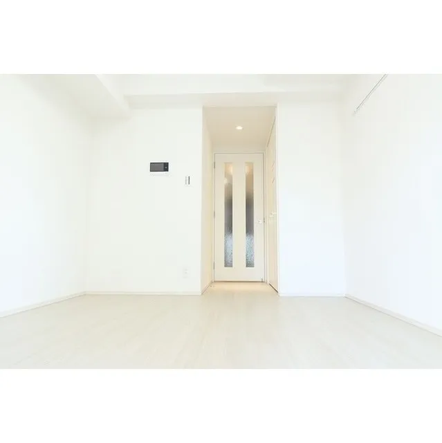 BPR Residence Monzen-Nakacho - Interior - ["Building", "Rectangle", "Wood"]