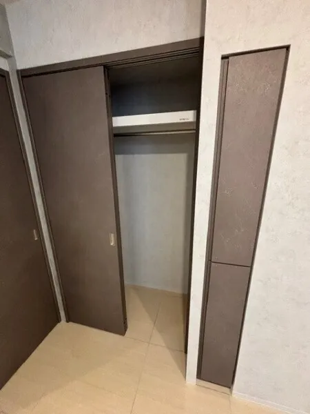 EXAM AKASAKA - Interior - ["Wood", "Flooring", "Floor"]