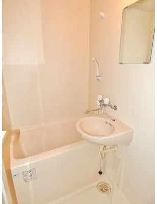 Sante Million Kayabacho Riverside - Interior - ["Plumbing fixture", "Floor", "Plumbing"]