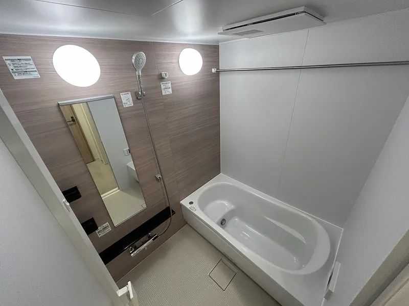 Blanchiesta Kiba - Interior - ["Plumbing fixture", "Flooring", "Bathroom"]