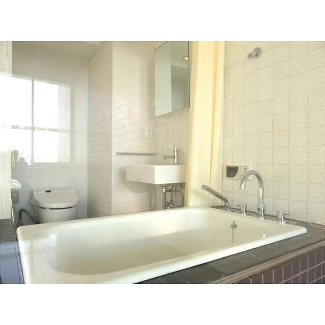 Ipse Gakugei Daigaku - Interior - ["Plumbing fixture", "Room", "Property"]