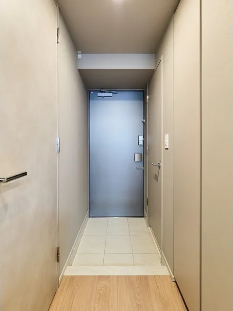 Baus Flats Kuramae - Interior - ["Flooring", "Wall", "Wood"]