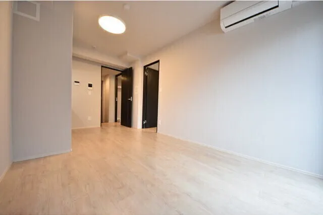 Memora Ikebukuro - Interior - ["Flooring", "Floor", "Wood"]