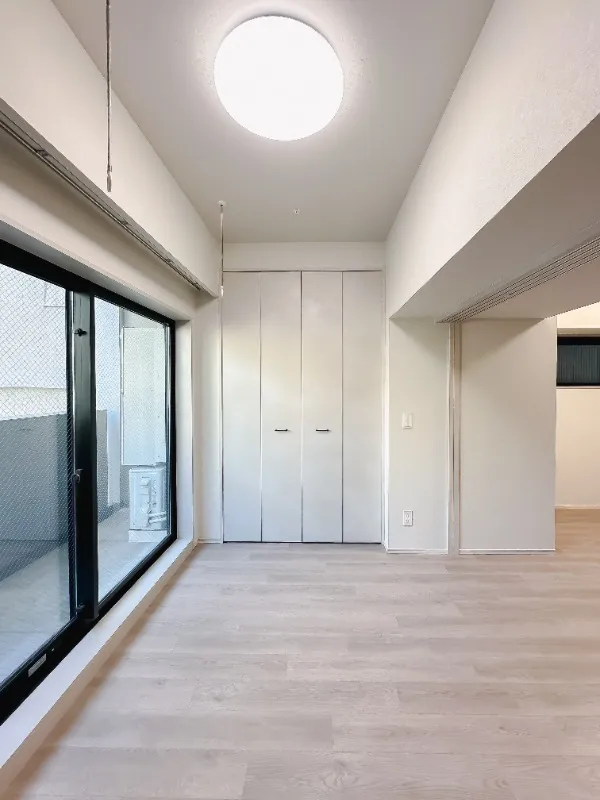 Cross Residence Nihonbashi Honcho - Interior - ["Flooring", "Floor", "Interior design"]