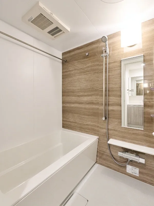 Due Nippori III - Interior - ["Flooring", "Bathroom", "Plumbing fixture"]