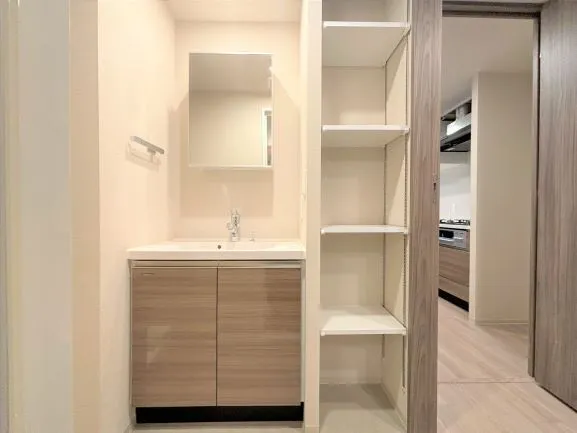 Livio Maison Shin-Osaka - Interior - ["Flooring", "Wood", "Floor"]